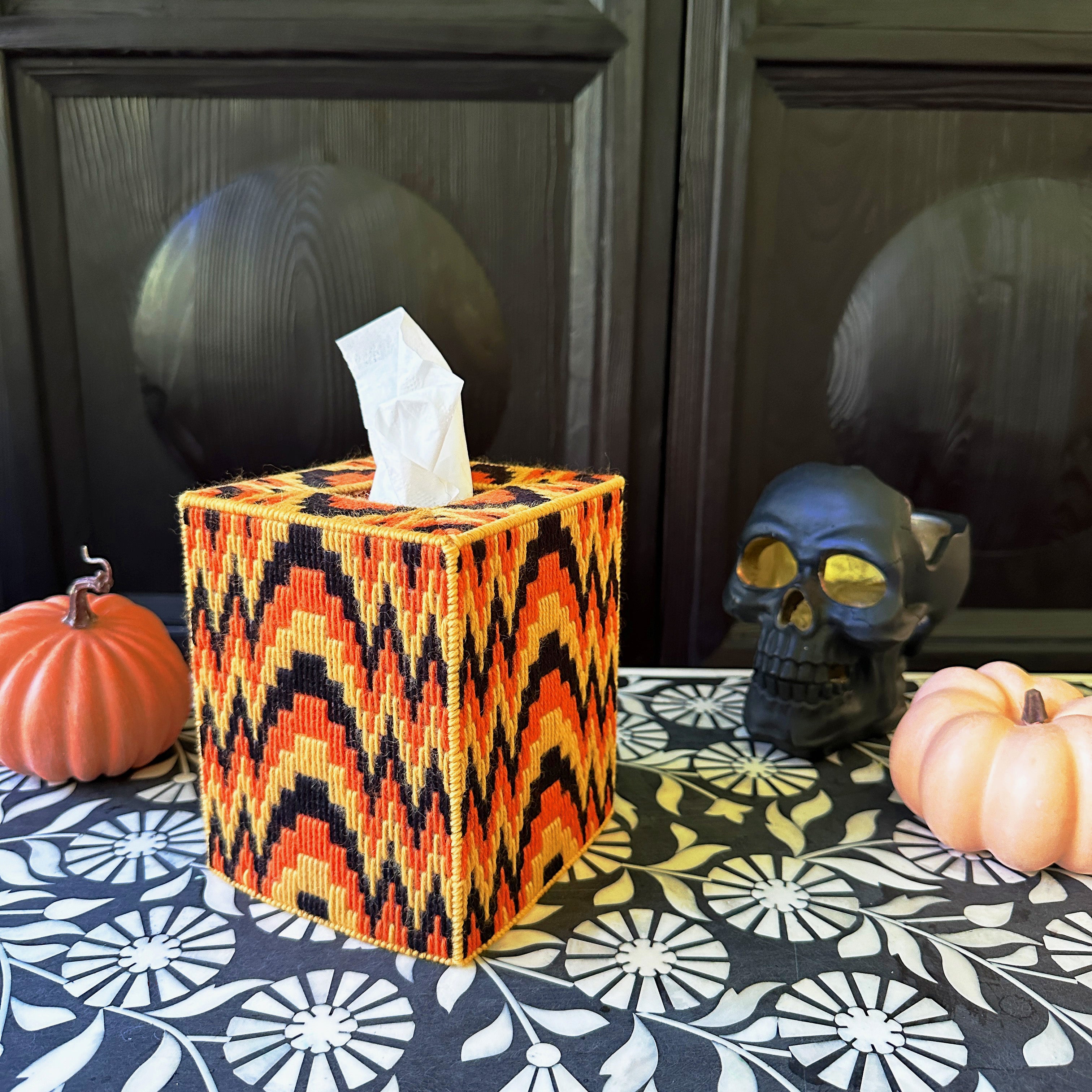 Black Magic Tissue Box Digital Pattern – Hello Bargello