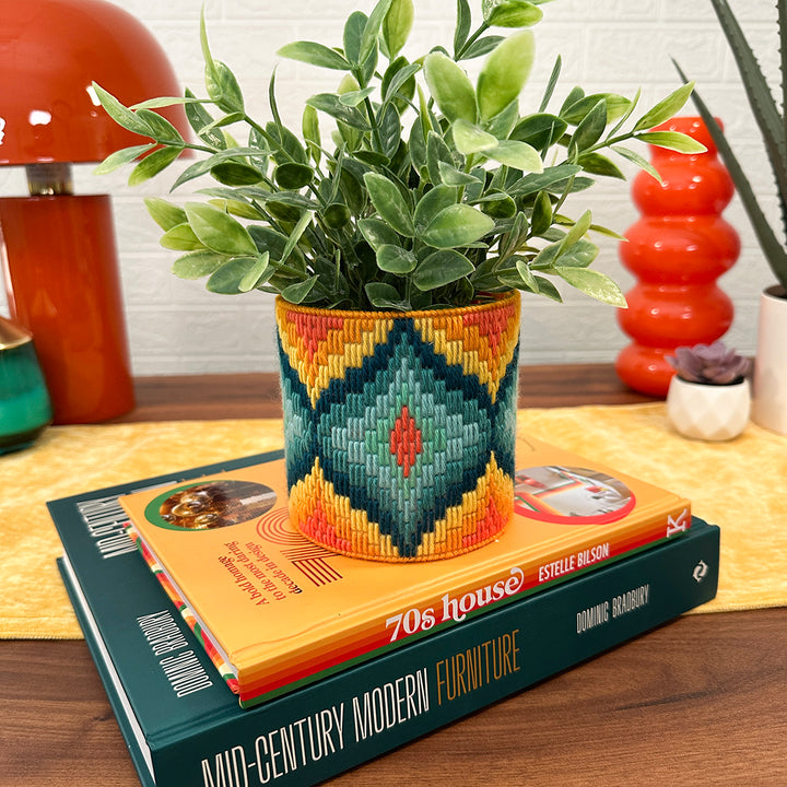 Stevie Vase Cozy