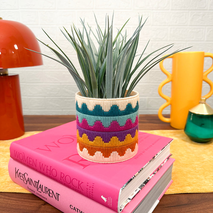 Waves Vase Cozy