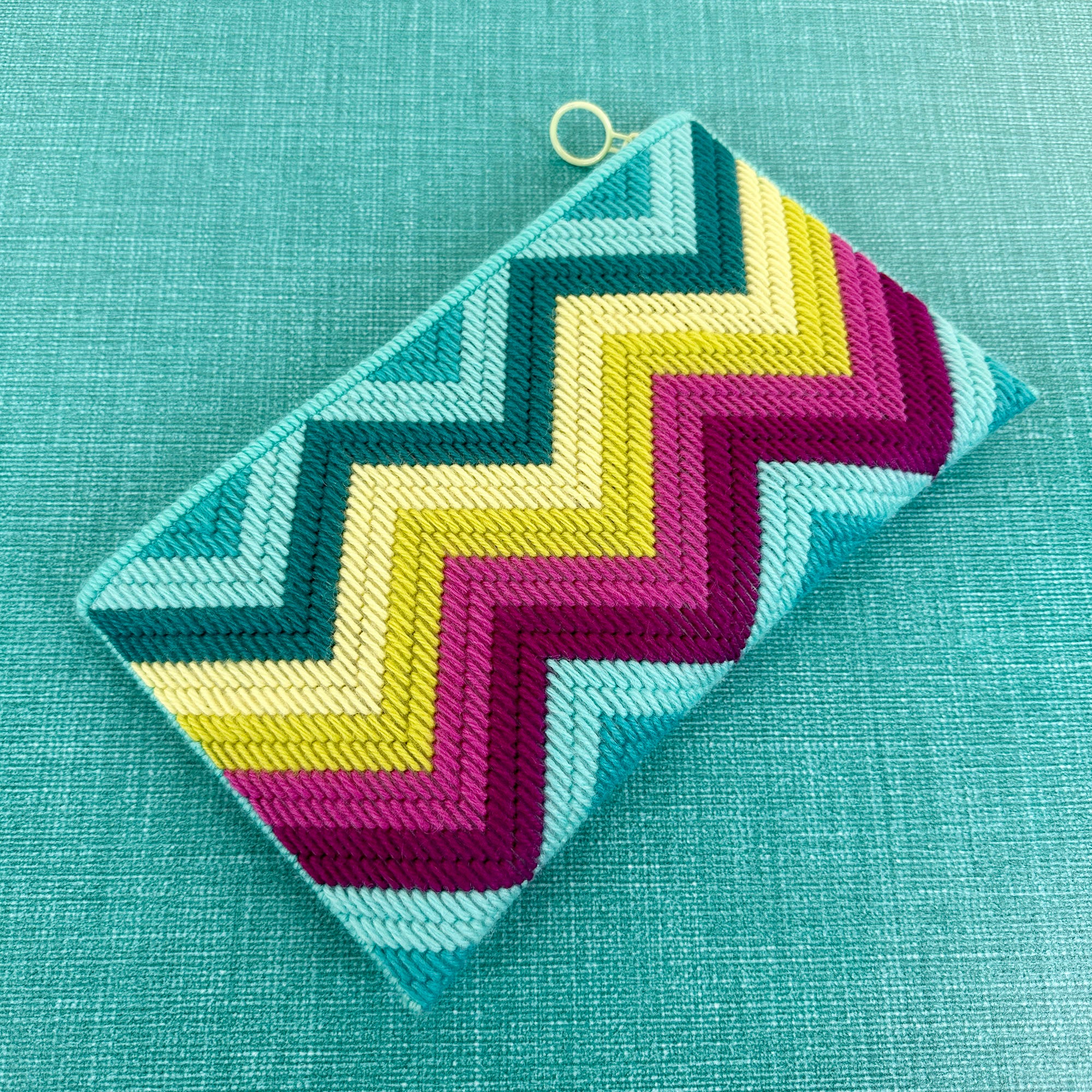 Bargello Zipper Bag Kit DIY – Hello Bargello