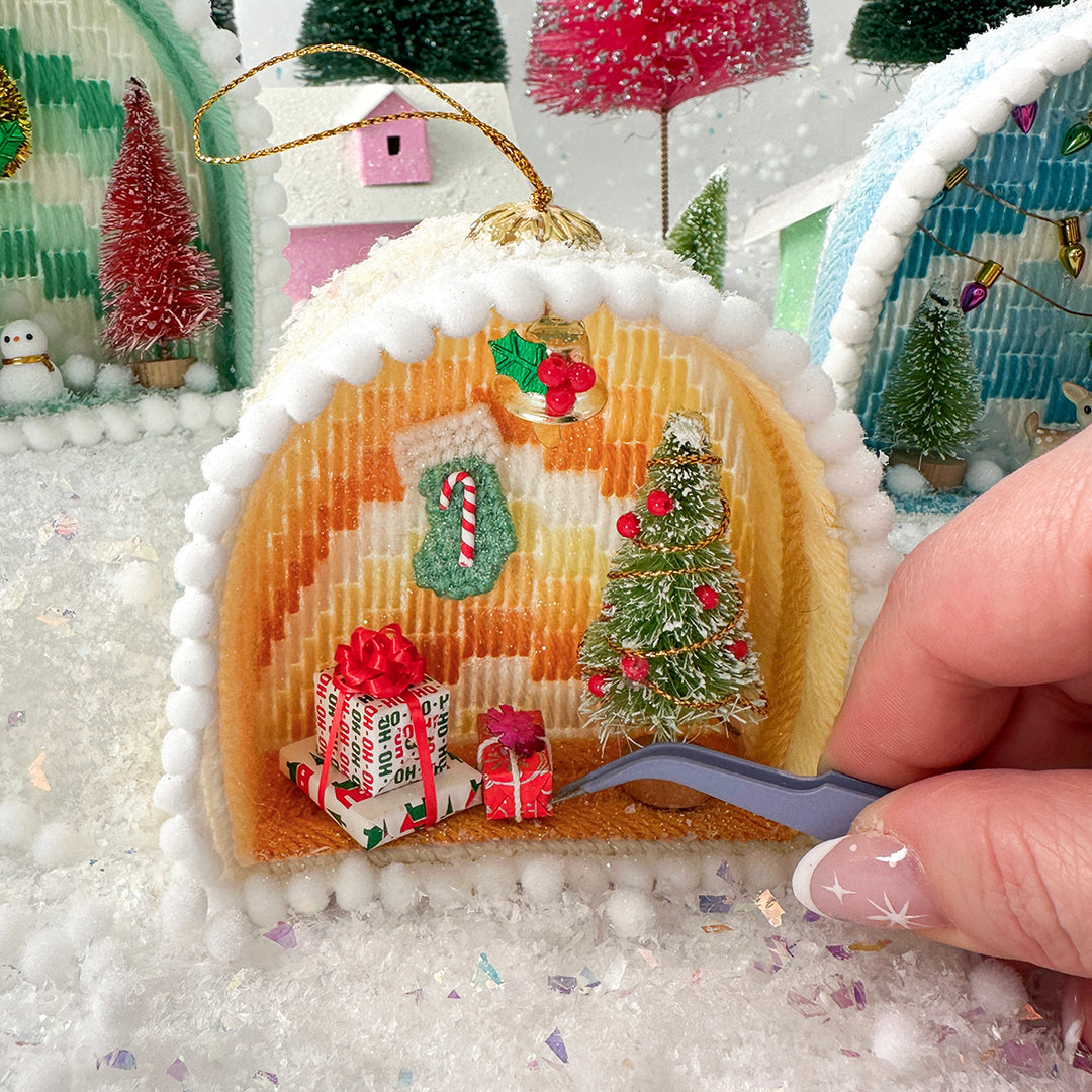 2025 Holiday Ornament Set