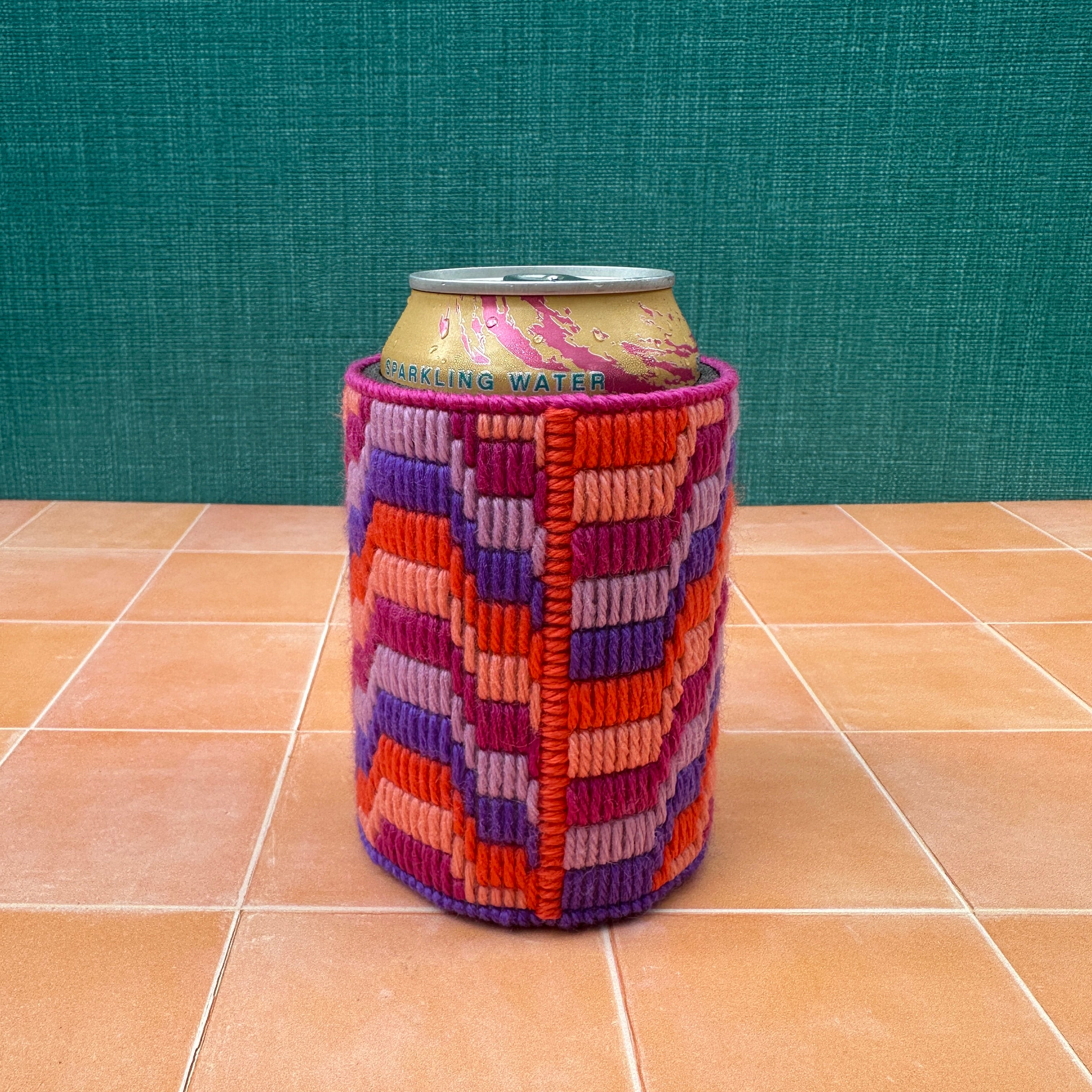 Good Vibrations Can Koozie Pattern – Hello Bargello