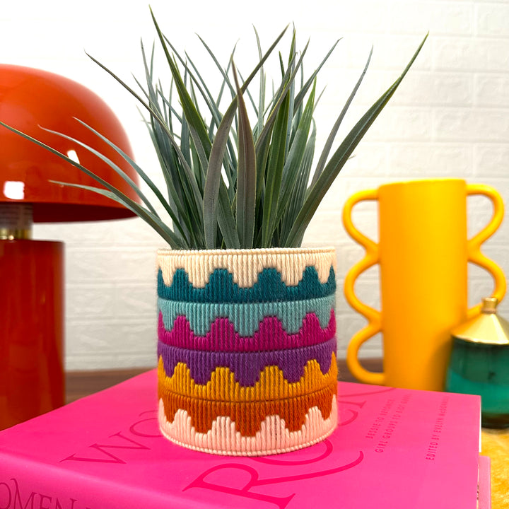 Waves Vase Cozy