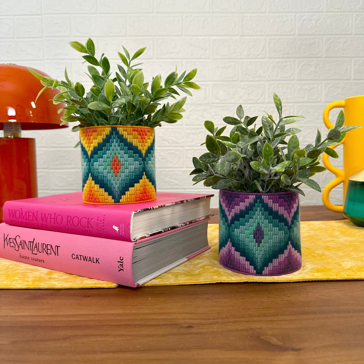 Stevie Vase Cozy