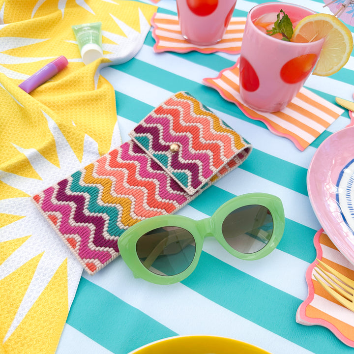Sunny Waves Flap-Top Case