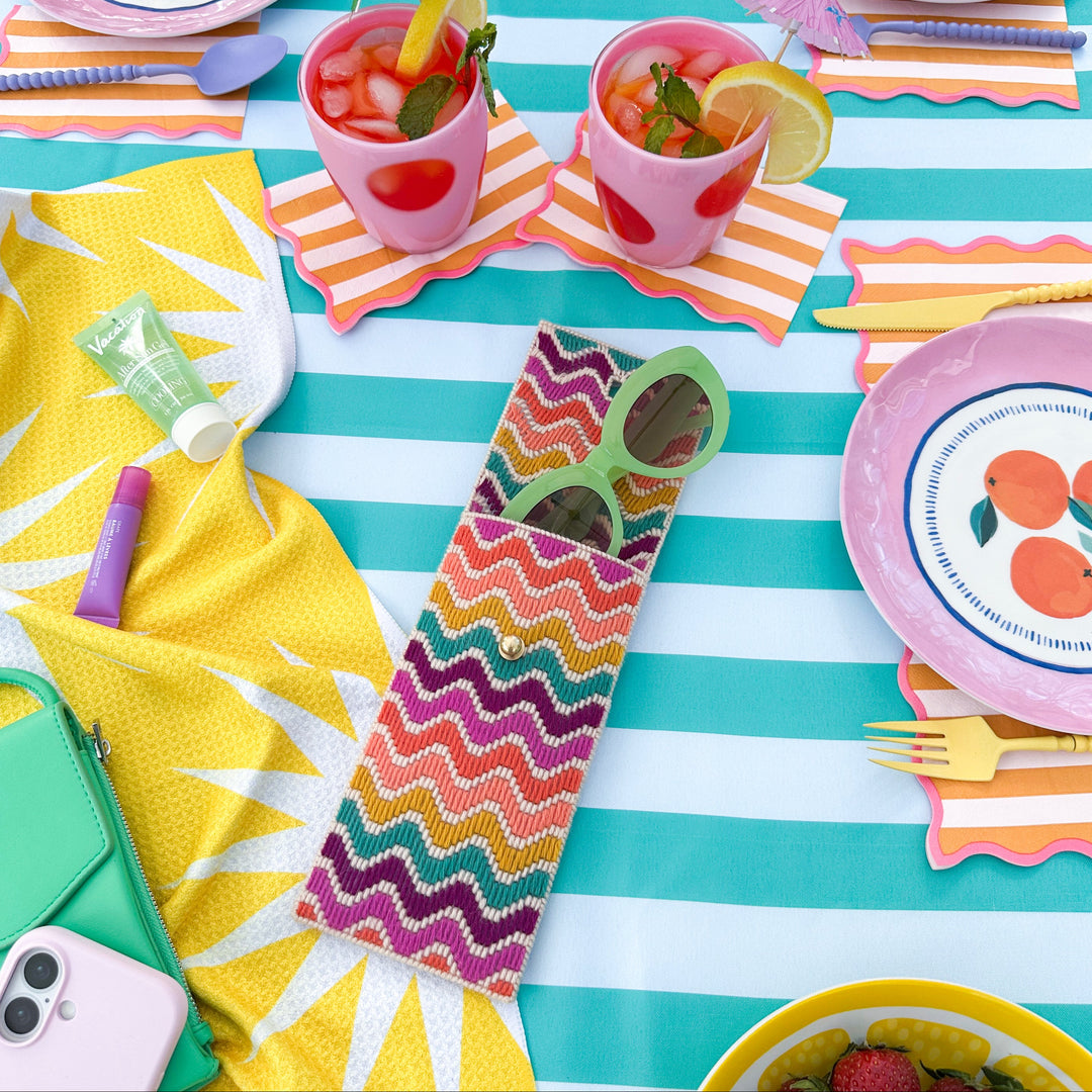 Sunny Waves Flap-Top Case