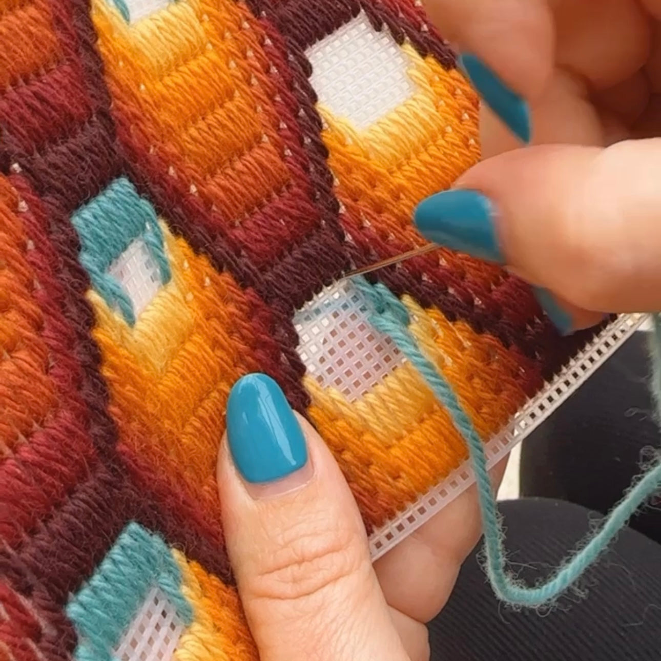 Dreamweaver Tote: Hexagon – Hello Bargello