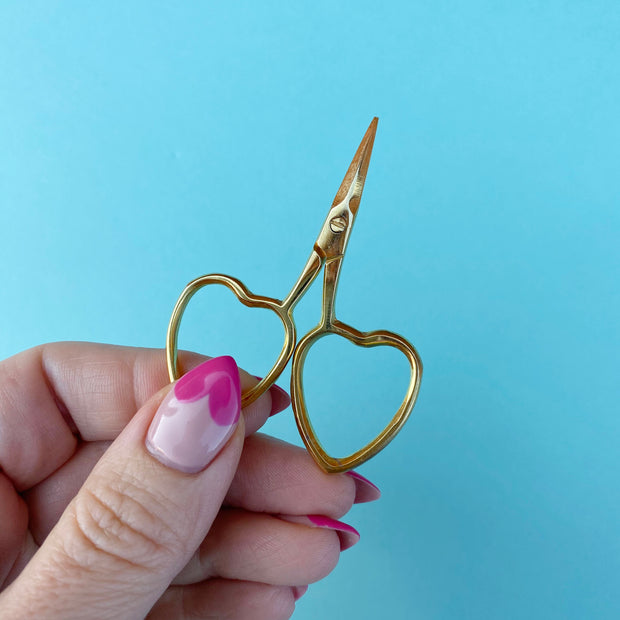 Little Love Scissors – Hello Bargello